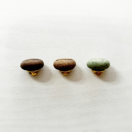 COFFEE STONE Pin Badge(コーヒー豆ピンバッジ)